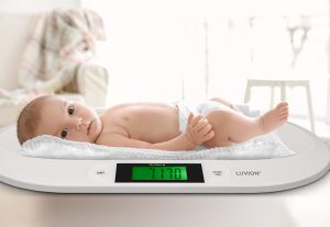 Luvion електронна бебешка везна Deluxe 75